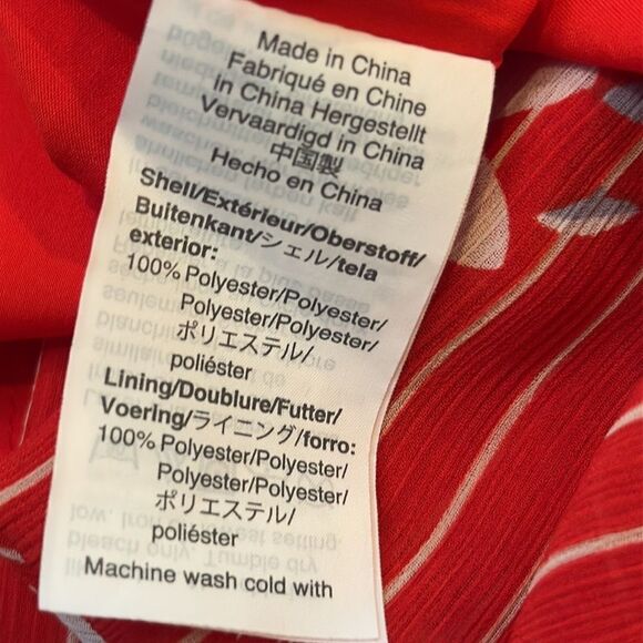 Madewell Scalloped Flutter-Sleeve Midi Dress in Daisy Society 12 red - Picture 7 of 8